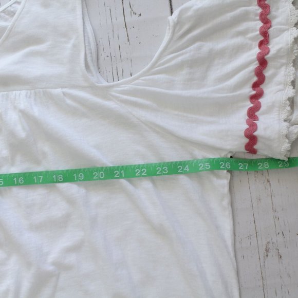 Crown & Ivy White Cold Shoulder Top - Picture 11 of 12